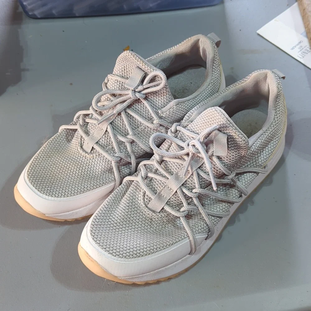 Champion sneakers - Picture 2 of 4